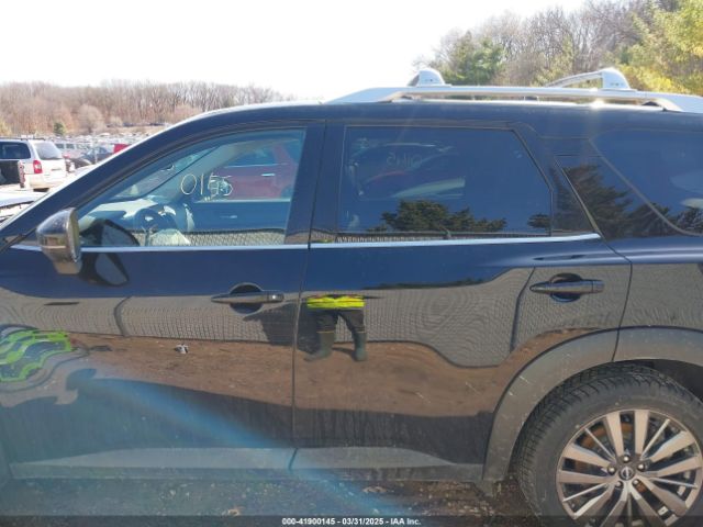 5N1DR3CE6NC216114 Nissan Pathfinder Sl 4wd
