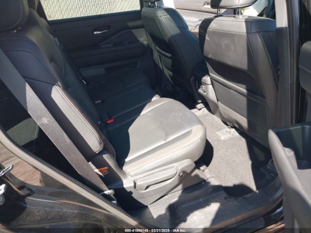 5N1DR3CE6NC216114 Nissan Pathfinder Sl 4wd