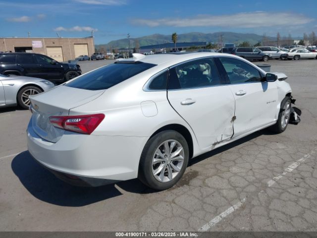 1G1ZD5ST4KF127486 Chevrolet MALIBU LT