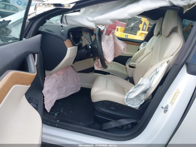 5YJXCBE26LF213956 Tesla Model X Long Range Dual Motor All-wheel Drive/long Range Plus Dual Motor All-wheel Drive
