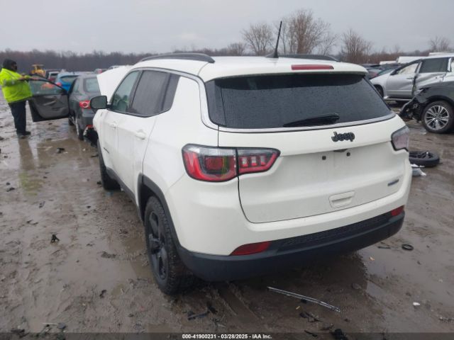 3C4NJCBB4KT778018 Jeep Compass Latitude Fwd