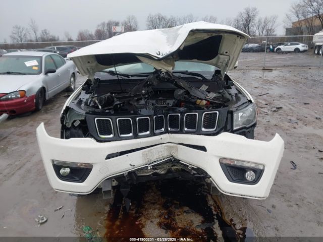 3C4NJCBB4KT778018 Jeep Compass Latitude Fwd