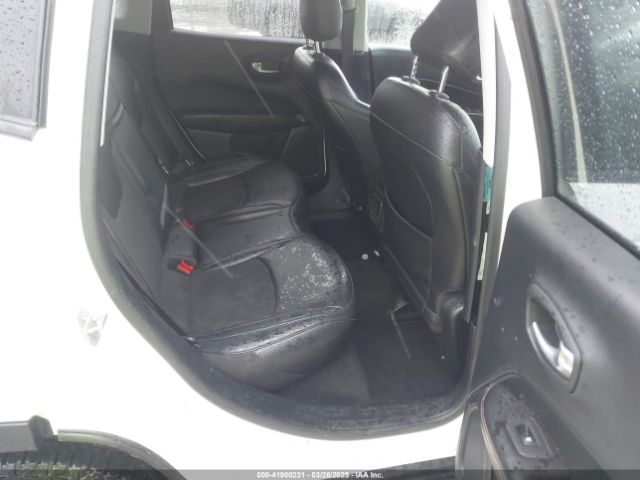 3C4NJCBB4KT778018 Jeep Compass Latitude Fwd
