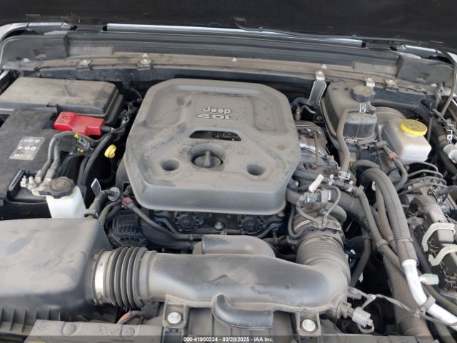 1C4HJXEN4MW503014 Jeep Wrangler Unlimited Sahara 4x4