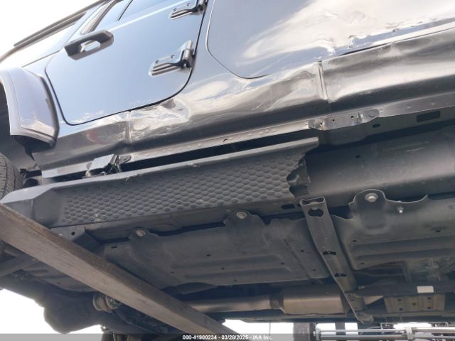 1C4HJXEN4MW503014 Jeep Wrangler Unlimited Sahara 4x4