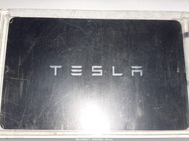 7SAYGDEE3NF449873 Tesla Model Y Long Range Dual Motor All-wheel Drive