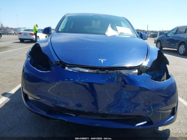 7SAYGDEE3NF449873 Tesla Model Y Long Range Dual Motor All-wheel Drive