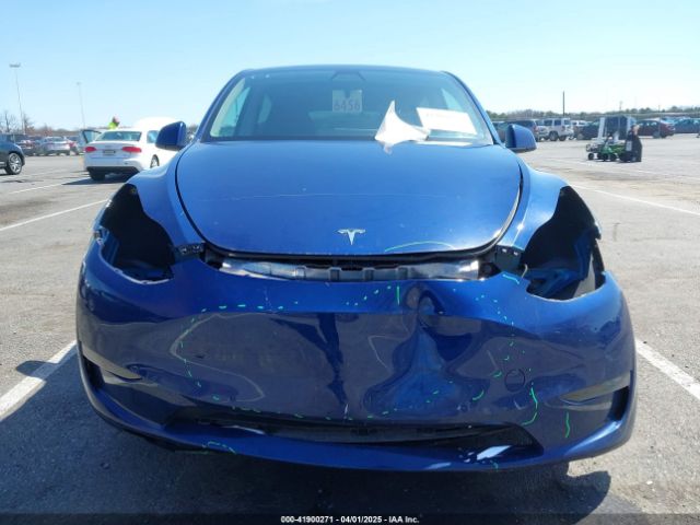 7SAYGDEE3NF449873 Tesla Model Y Long Range Dual Motor All-wheel Drive