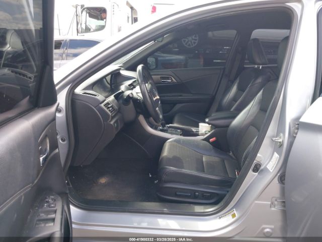 1HGCR2F57HA082818 Honda Accord Sport