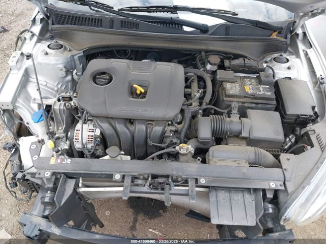 3KPF24AD6ME370640 KIA Forte Lxs