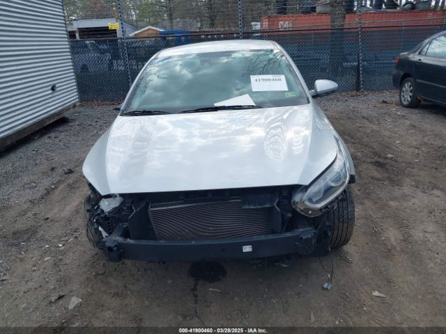 3KPF24AD6ME370640 KIA Forte Lxs