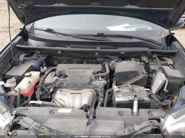 2T3JFREV0HW573435 Toyota RAV4 SE