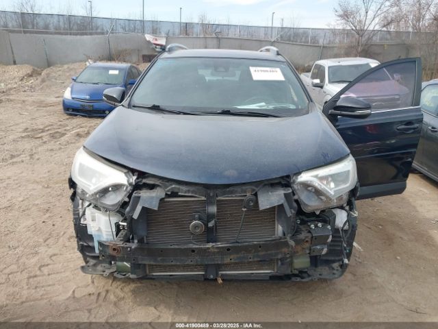 2T3JFREV0HW573435 Toyota RAV4 SE