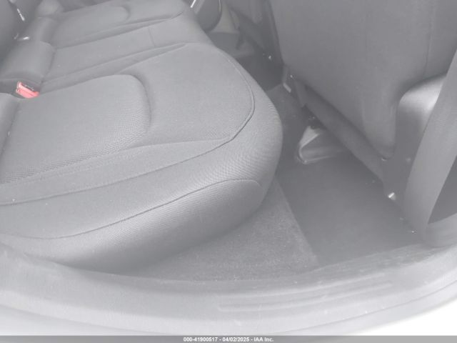 ZACCJBAB1JPH94427 Jeep Renegade Sport 4x4