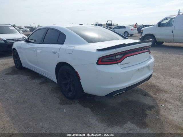 2C3CDXBG8FH902702 Dodge Charger Se