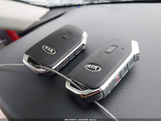 5XXG14J23MG071037 KIA K5 LXS
