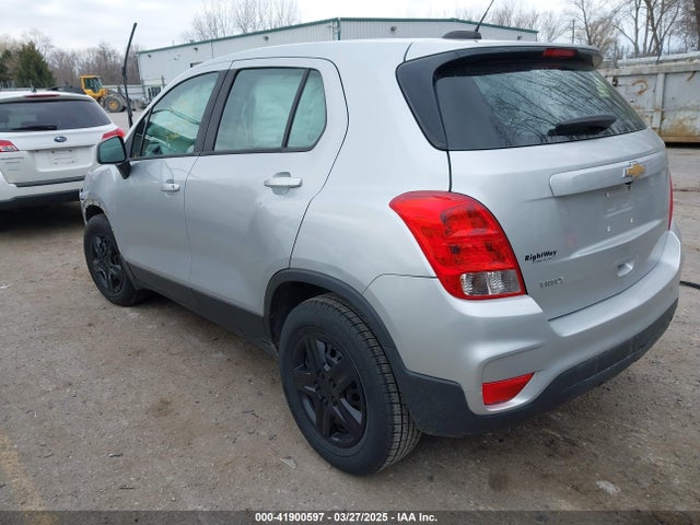 KL7CJKSB4HB183582 Chevrolet TRAX LS