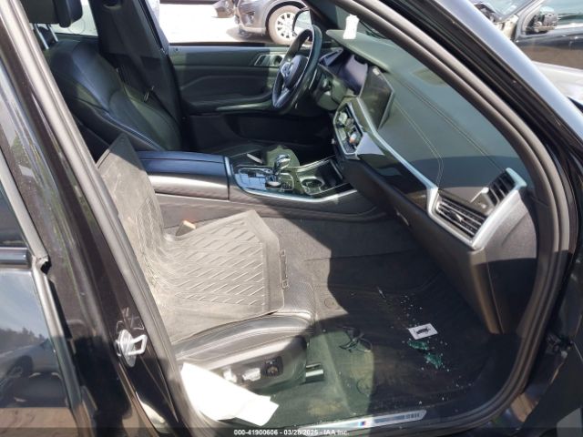 5UXJU2C55KLB15353 BMW X5 Xdrive50i