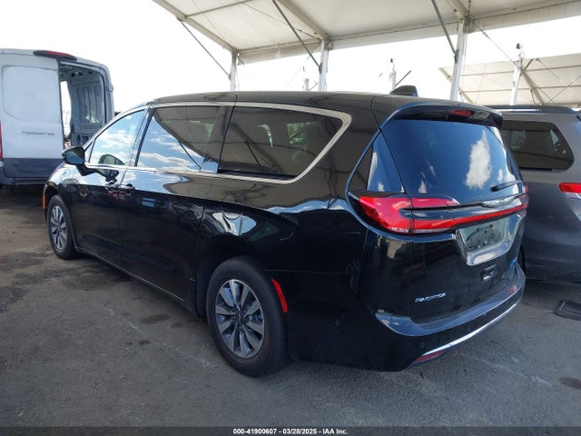 Chrysler Pacifica 2025 2C4RC1S75SR502350 Image 3