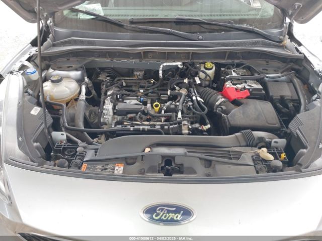 1FMCU0G62NUA25554 Ford ESCAPE SE