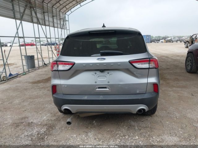 1FMCU0G62NUA25554 Ford ESCAPE SE
