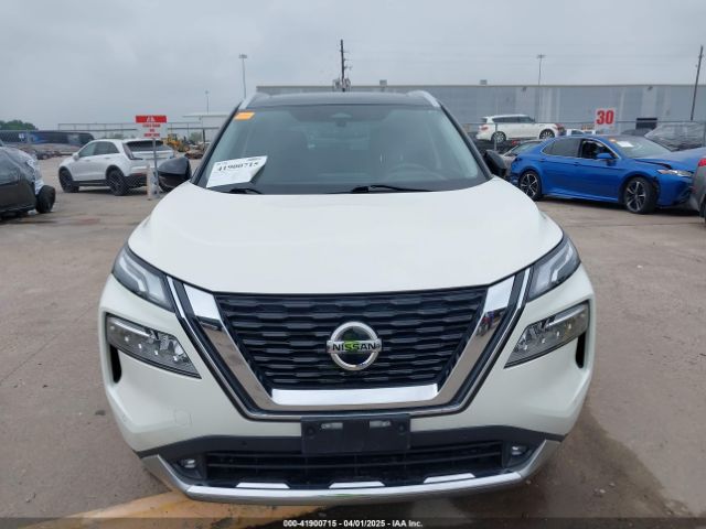 JN8AT3DCXMW104164 Nissan Rogue Platinum Fwd