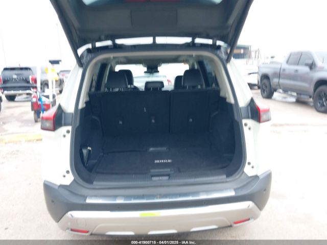 JN8AT3DCXMW104164 Nissan Rogue Platinum Fwd