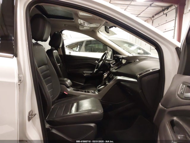 1FMCU9GX7FUC42905 Ford ESCAPE SE