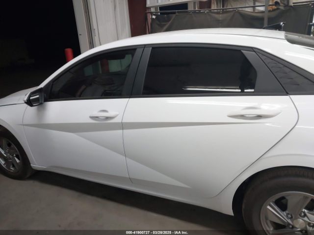 KMHLL4DG5SU913590 Hyundai ELANTRA SE