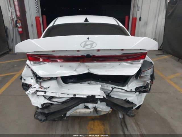 KMHLL4DG5SU913590 Hyundai ELANTRA SE
