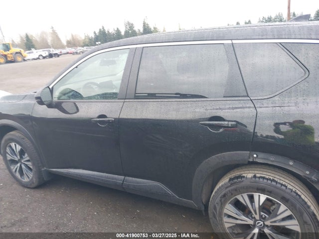 5N1BT3BB3NC687959 Nissan Rogue Sv Intelligent Awd