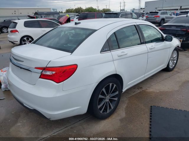2013 CHRYSLER 200 1C3CCBBG6DN531839 Photo 3