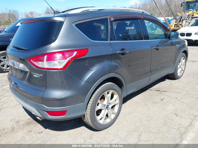 1FMCU9J97FUB15145 Ford Escape Titanium