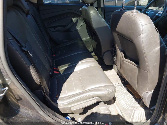 1FMCU9J97FUB15145 Ford Escape Titanium