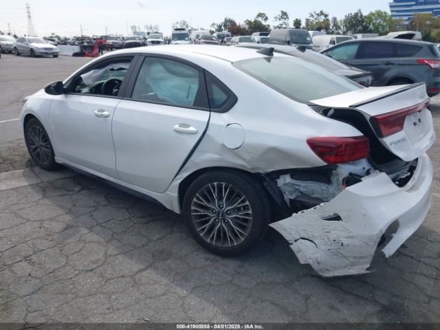3KPF54AD4RE806934 KIA Forte Gt-line