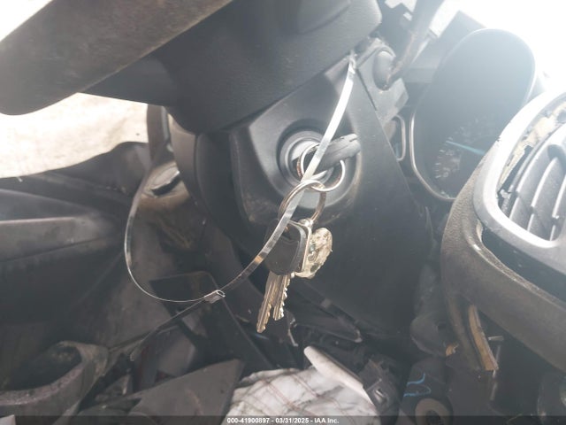 1FMCU0G97HUA31462 Ford ESCAPE SE