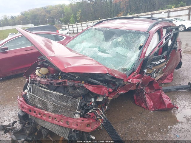 1FMCU0G97HUA31462 Ford ESCAPE SE