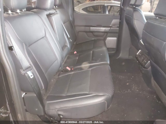1FTFW1ED8NFC17357 Ford F-150 Lariat