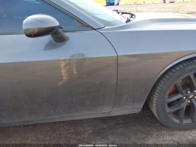 2C3CDZAG2KH612656 Dodge Challenger Sxt