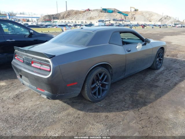 2C3CDZAG2KH612656 Dodge Challenger Sxt