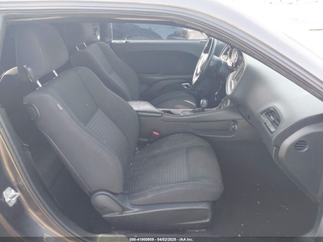 2C3CDZAG2KH612656 Dodge Challenger Sxt