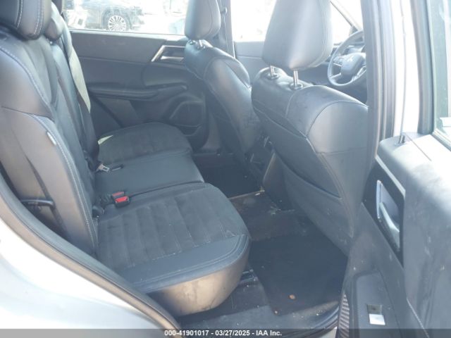 2023 MITSUBISHI OUTLANDER JA4J4UA83PZ030677 Photo 7