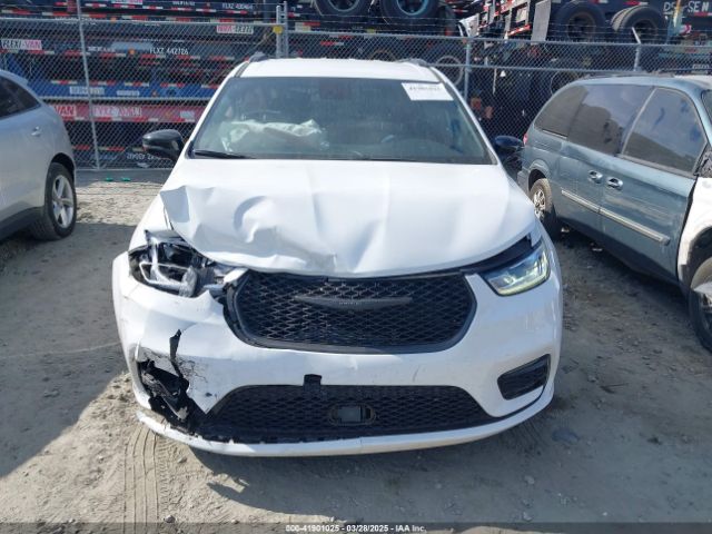 2C4RC1BG6RR117003 Chrysler Pacifica Touring L