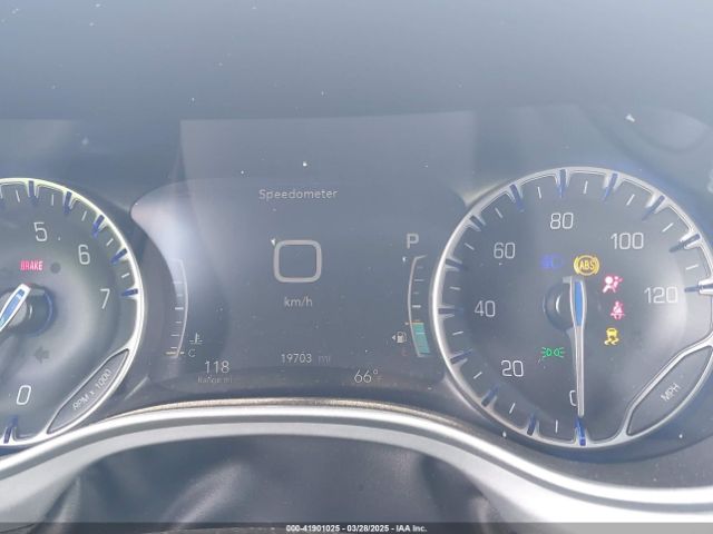 2C4RC1BG6RR117003 Chrysler Pacifica Touring L