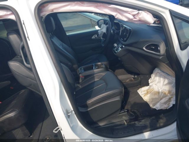 2C4RC1BG6RR117003 Chrysler Pacifica Touring L