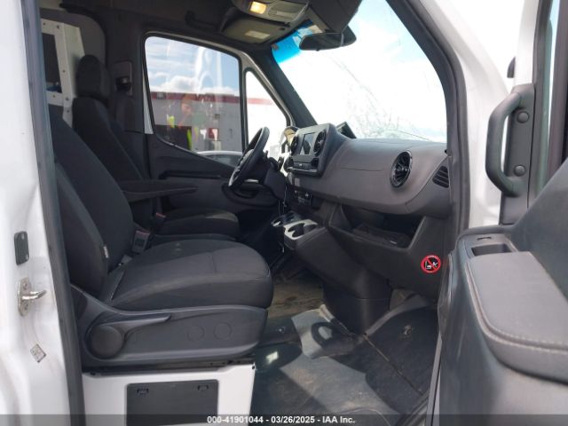 W1Y4NDHY9PT152903 Mercedes-Benz Sprinter 2500 High Roof 4-cyl Diesel Ho