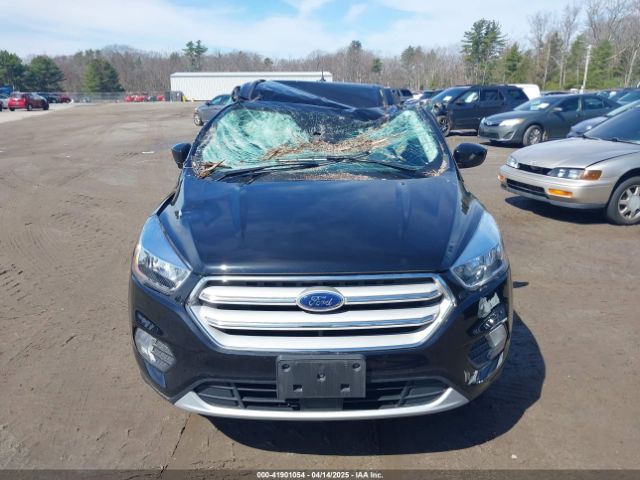1FMCU9GD9KUA66049 Ford ESCAPE SE