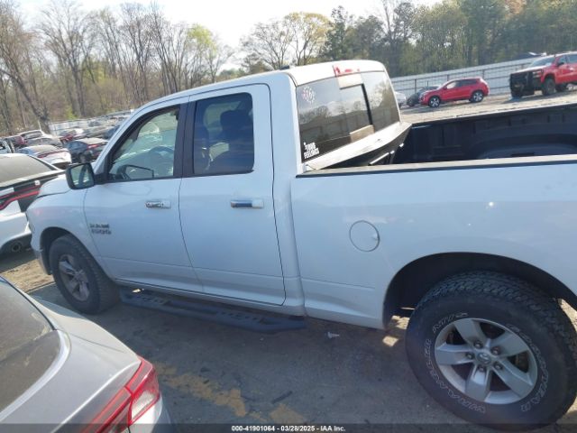 1C6RR6GG2JS324342 RAM 1500 Slt  4x2 6'4 Box