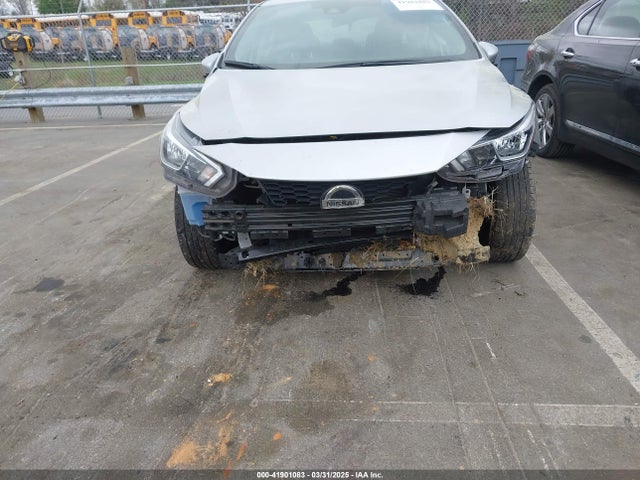 3N1CN8EV5ML852762 Nissan Versa Sv Xtronic Cvt