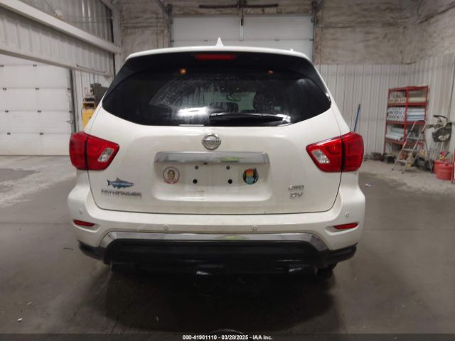 5N1DR2MM0KC601065 Nissan Pathfinder Sv